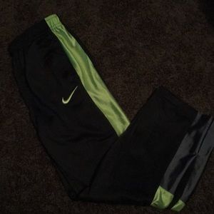 Boys Nike pants nwot